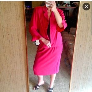 Miss Dorby Suit (10)